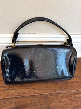 Vintage 50s 60s Navy Patent Frame Handbag Top Handle Kiss Lock Purse
